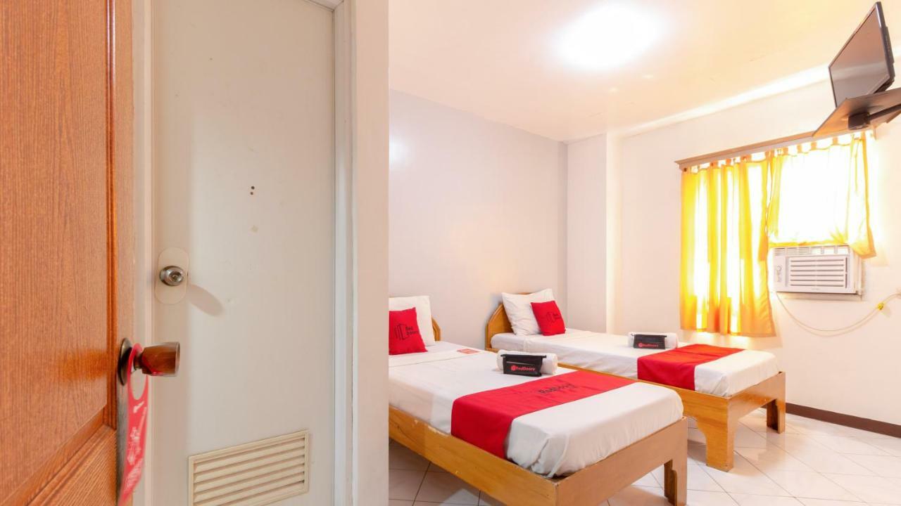 Hotel RedDoorz @ Paterno Street Tacloban Zewnętrze zdjęcie
