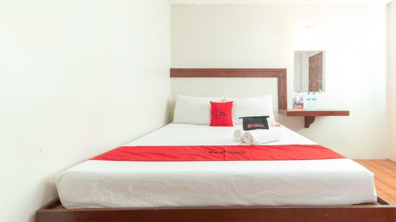 Hotel RedDoorz @ Paterno Street Tacloban Zewnętrze zdjęcie