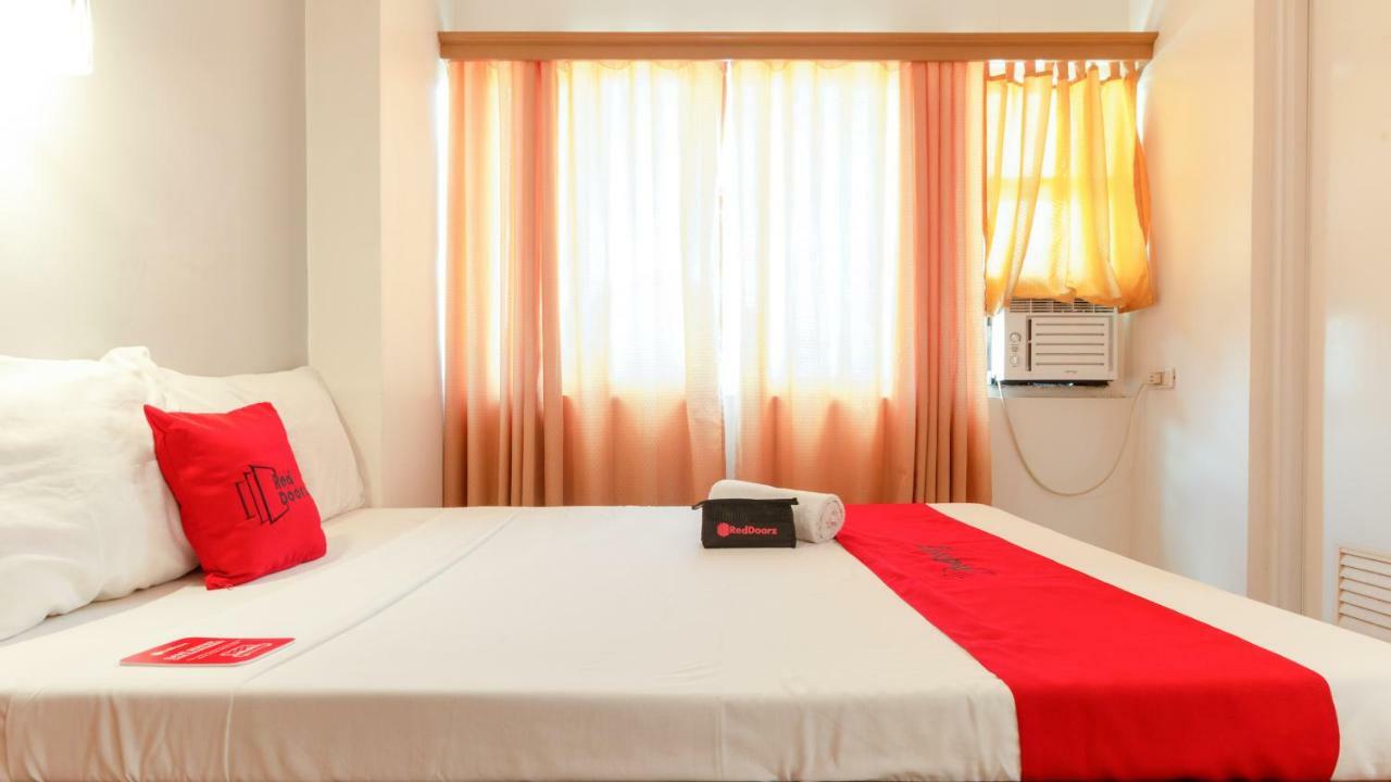 Hotel RedDoorz @ Paterno Street Tacloban Zewnętrze zdjęcie