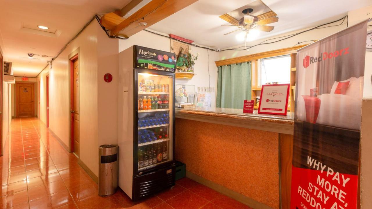 Hotel RedDoorz @ Paterno Street Tacloban Zewnętrze zdjęcie